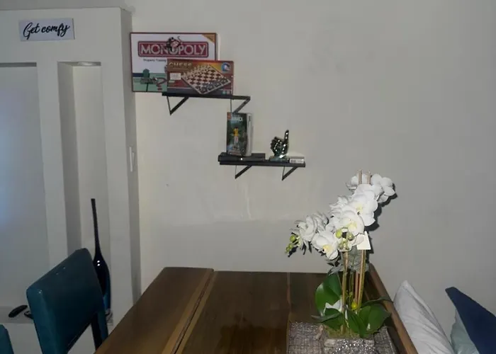 View Luxury Apartment *