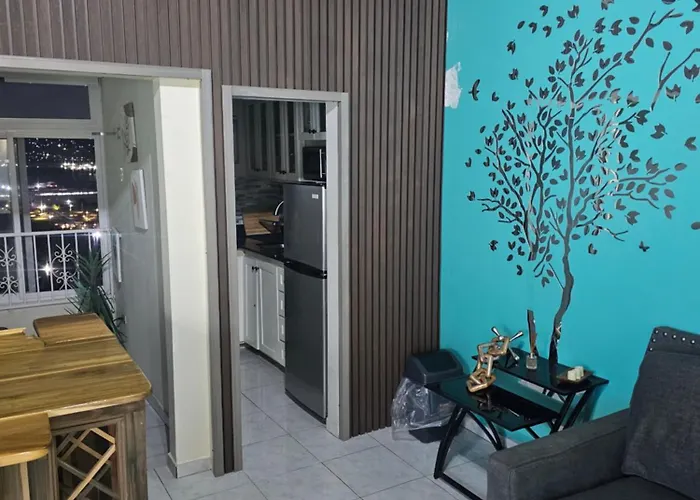 View Luxury Apartment *